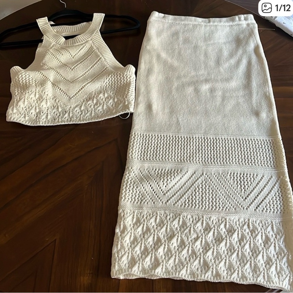 NWT House of Harlow 2 Piece Sweater Set